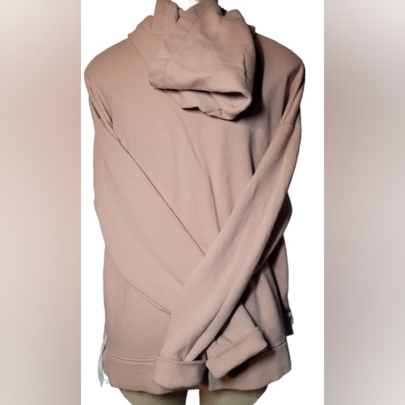 •𝙑𝙎•𝘽𝙊𝙔𝙁𝙍𝙄𝙀𝙉𝘿•𝙎𝙃𝙄𝙍𝙏• - Picture 10 of 16